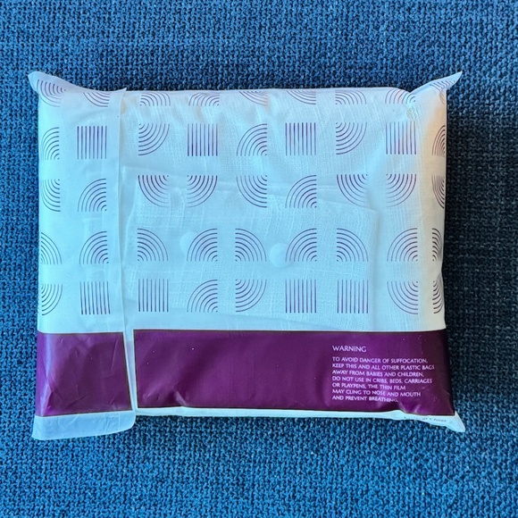 NEW Sheer French door curtain panel 72x52" with rod pocket and tieback - Picture 3 of 4